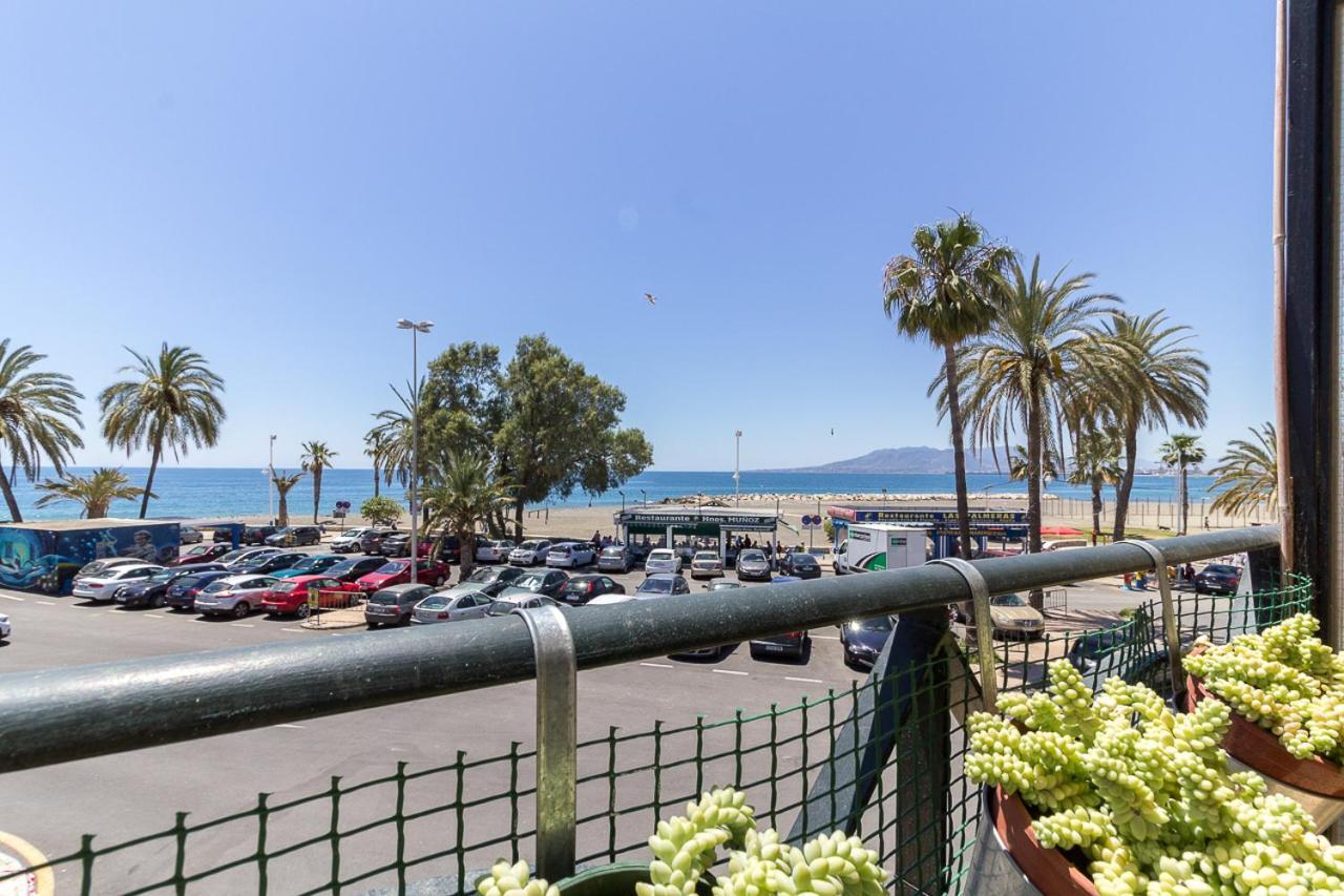 Soek Pedregalejo Seafront Holidays Homes Μάλαγα Εξωτερικό φωτογραφία