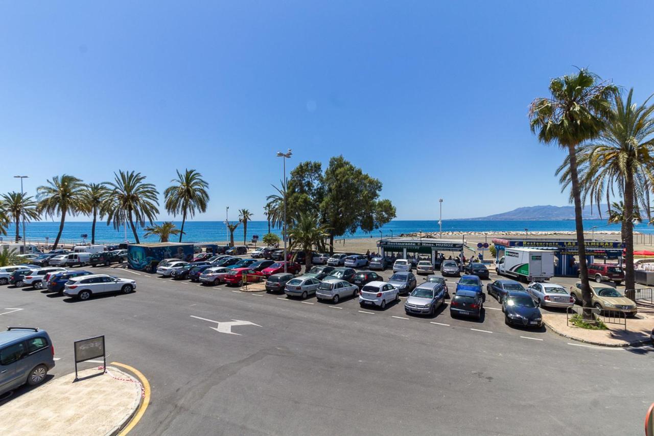 Soek Pedregalejo Seafront Holidays Homes Μάλαγα Εξωτερικό φωτογραφία